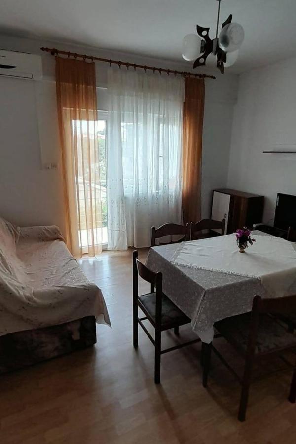 Apartments With A Parking Space Kampor, Rab - 4984 Екстериор снимка