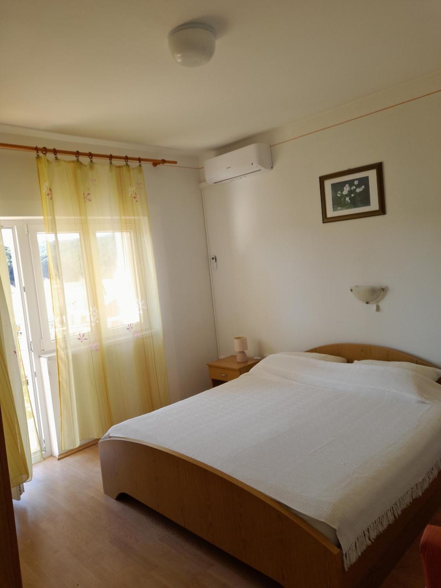 Apartments With A Parking Space Kampor, Rab - 4984 Екстериор снимка