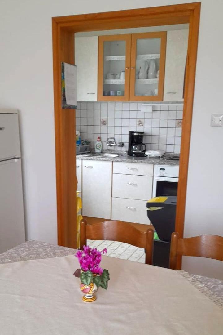 Apartments With A Parking Space Kampor, Rab - 4984 Стая снимка