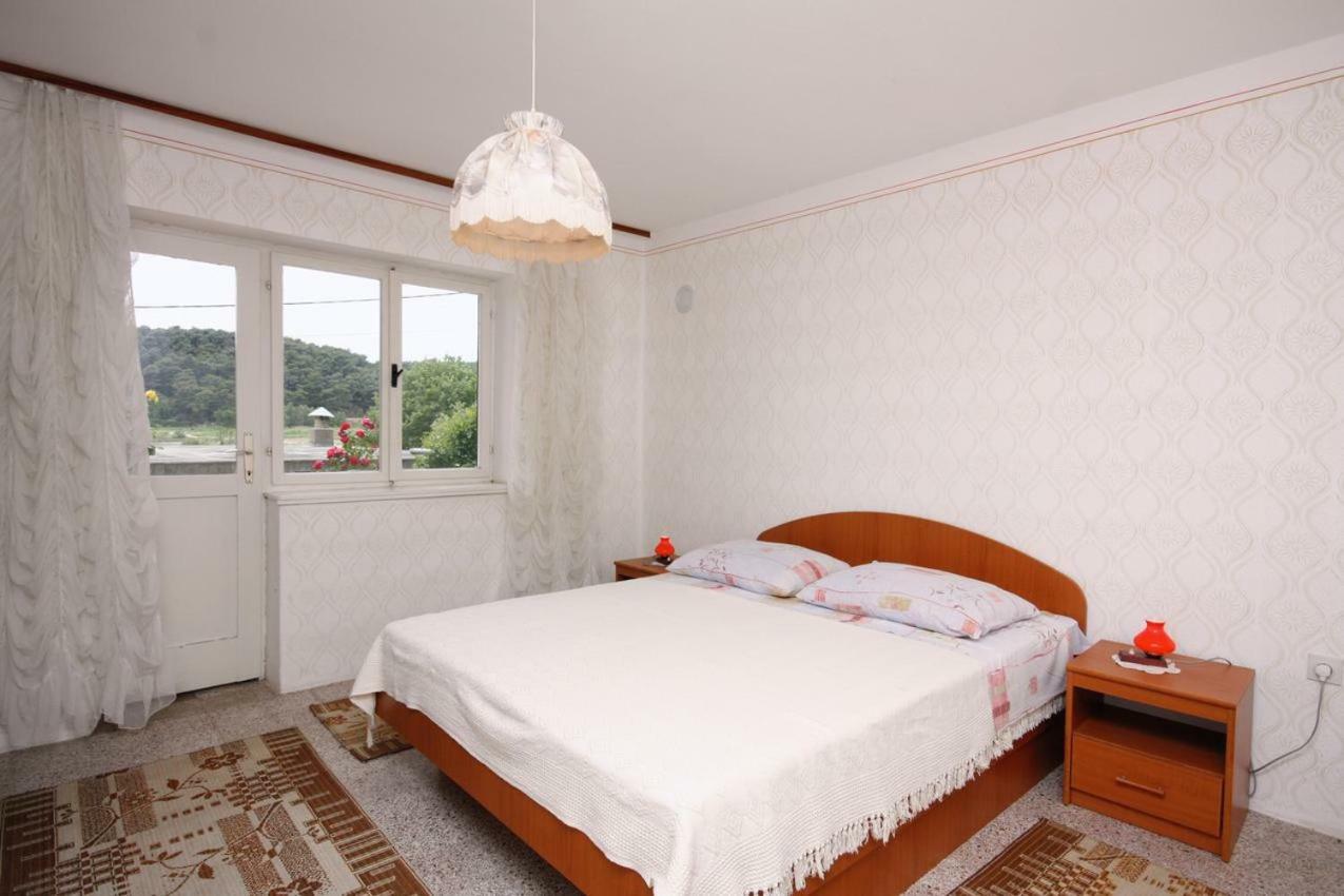 Apartments With A Parking Space Kampor, Rab - 4984 Екстериор снимка
